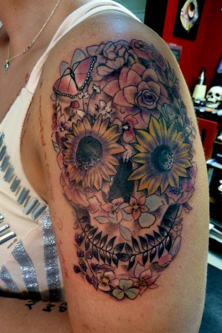 Tattoos - Day of the Dead skull with flowers - 74142